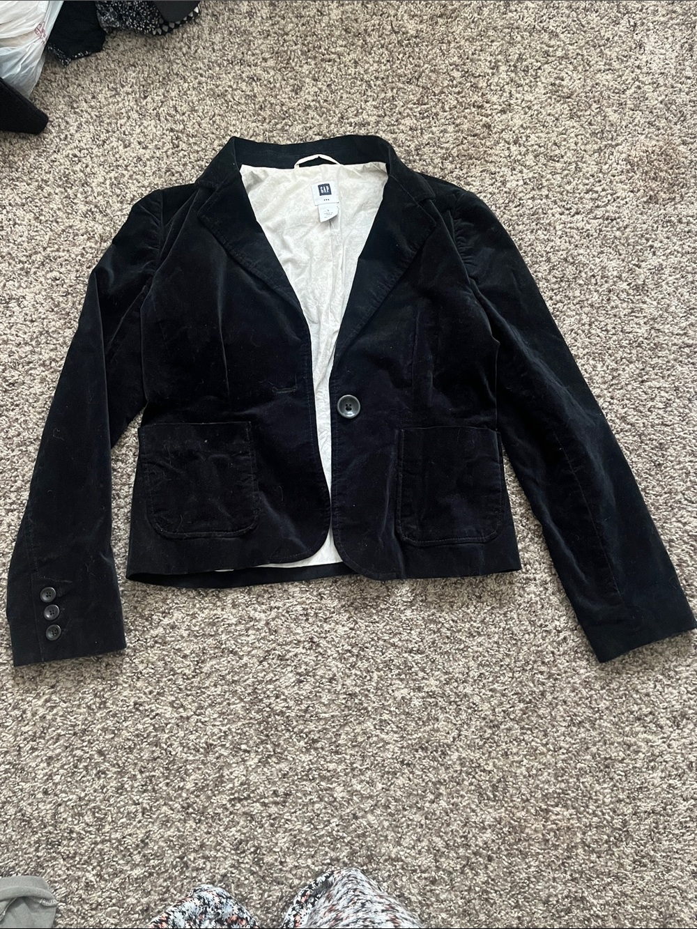 GAP Black Velvet Single-Button Blazer